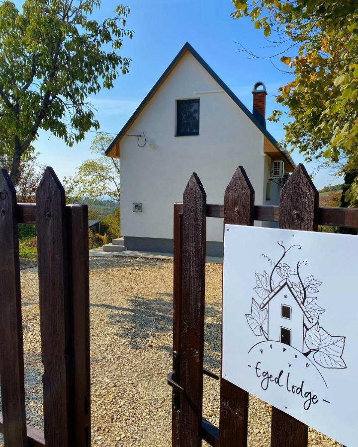 Eged Lodge Έγκερ Εξωτερικό φωτογραφία
